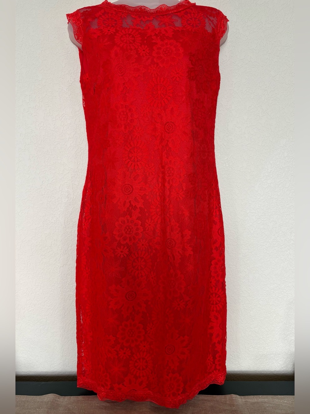 Stanzino Red Lace Dress with Scalloped Trim